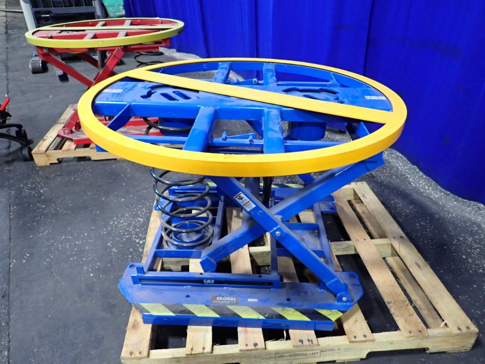 44" Global Industrial, Pallet Positioner - Image 6
