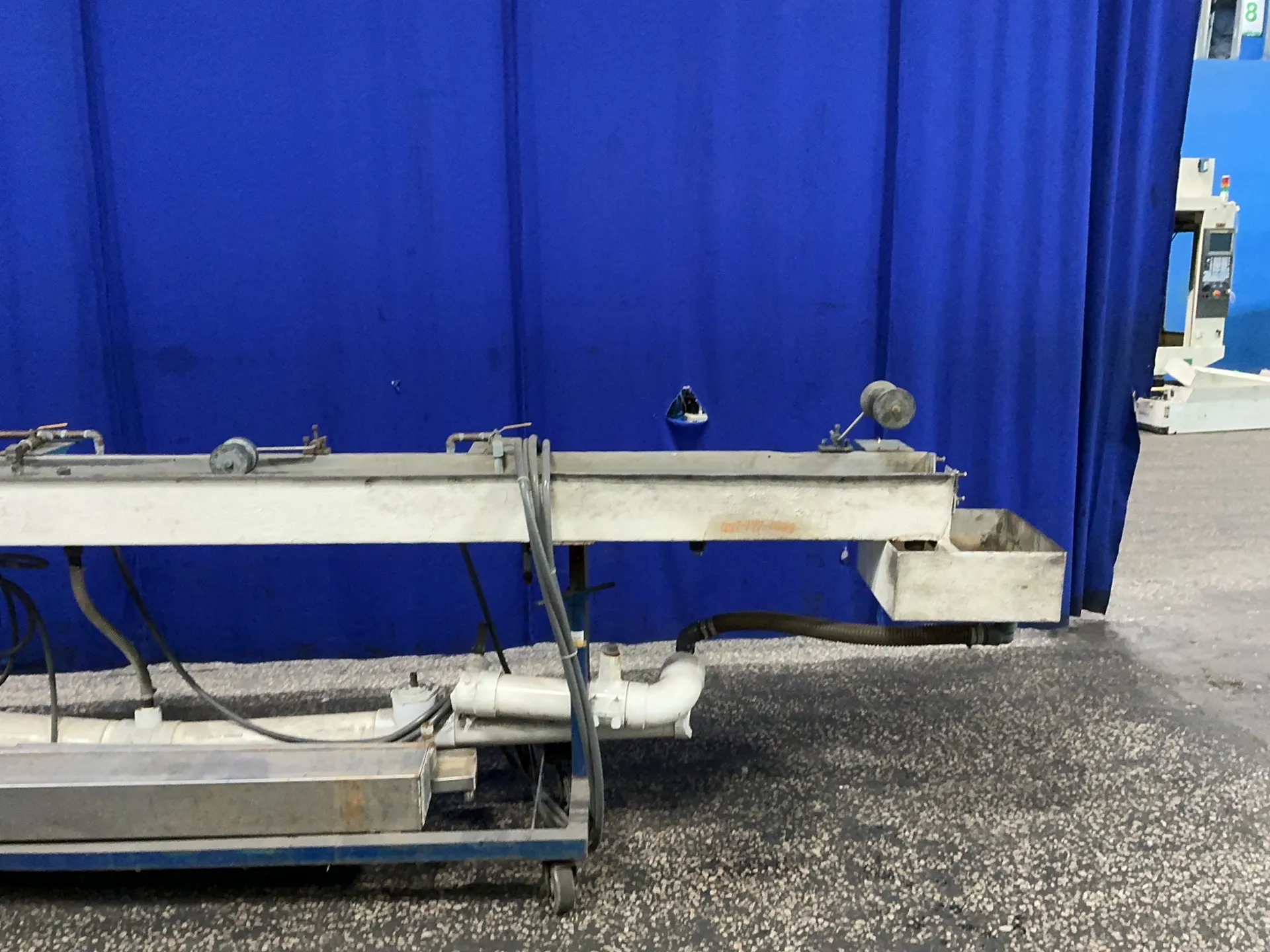 9" x 360" x 7" Large Quench Tank, 6 Wheel - Image 3