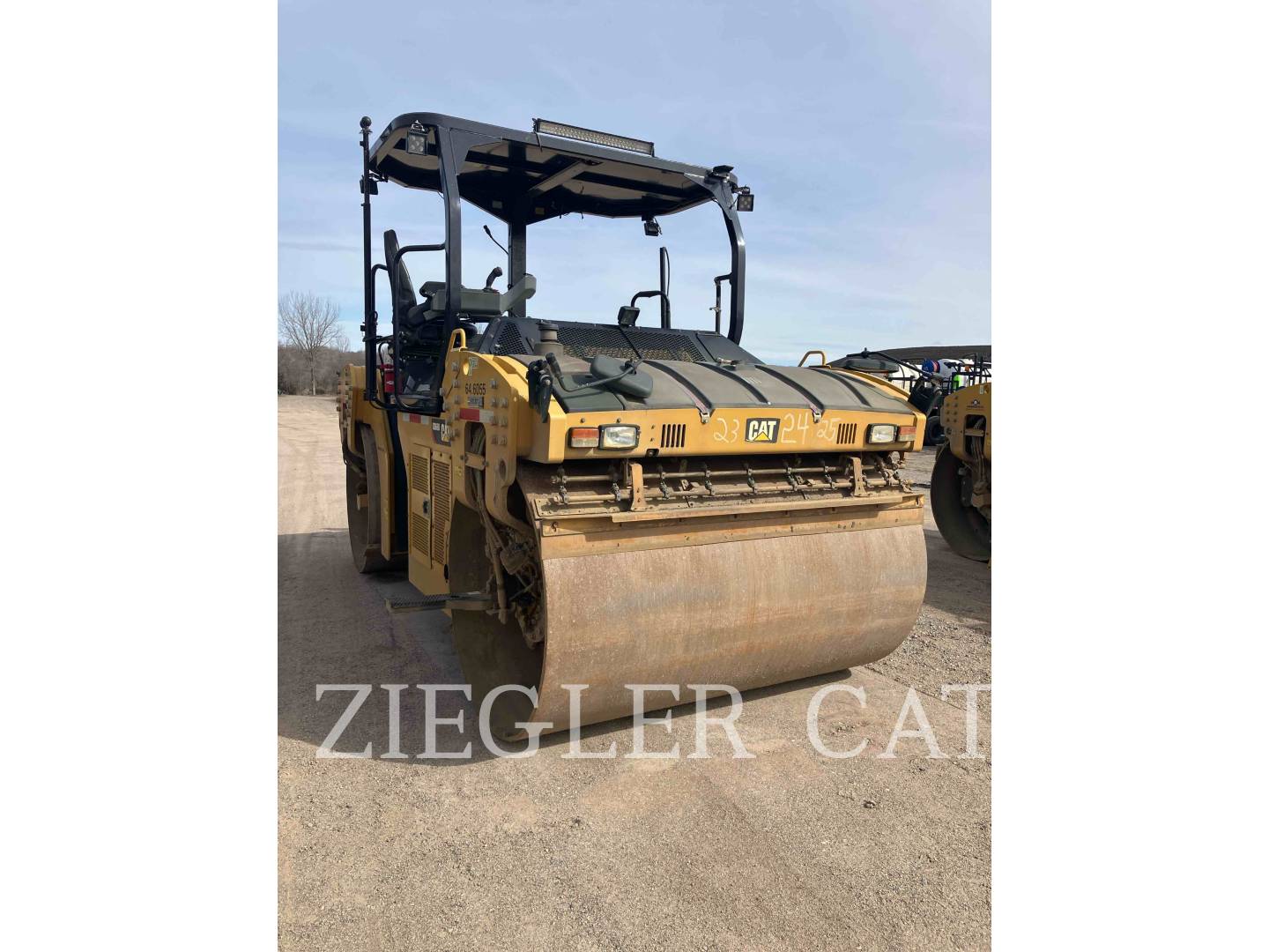 Caterpillar CB66B, Compactor, 6013 hours, S/N: B6600236, 2017 - Image 2