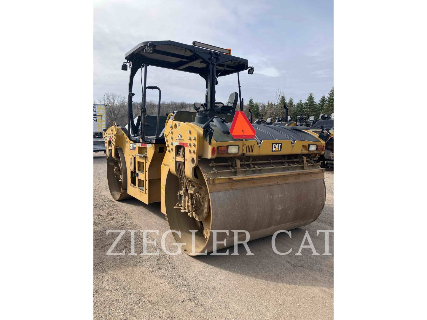 Caterpillar CB66B, Compactor, 6013 hours, S/N: B6600236, 2017 - Image 4