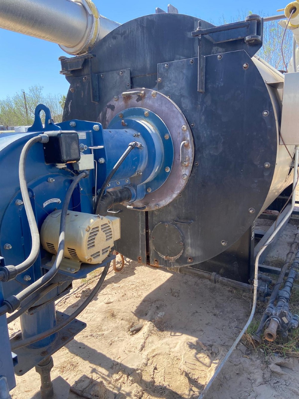250 HP Victory Energy (York Shipley) #FTB, 3 pass firetube boiler, 150 psi steam, Stainless Steel jacket - Image 2