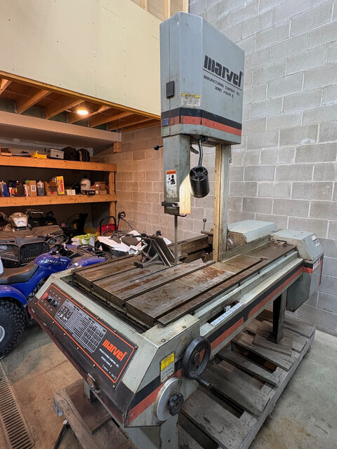 18" x 22" Marvel #Mark-II, vertical bandsaw, 14' 6" x 1" x 0.35" blade, 50-450 FPM, S/N 830657, 33" x24.25" - Image 1