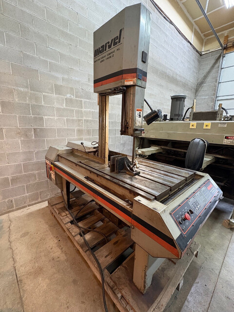 18" x 22" Marvel #Mark-II, vertical bandsaw, 14' 6" x 1" x 0.35" blade, 50-450 FPM, S/N 830657, 33" x24.25" - Image 3