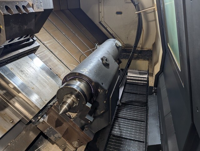 Hyundai Wia #L400LC, CNC Lathe, 24.8" turning diameter, 83.5" turning length, 15" chuck, 4.6" bar, 50 HP - Image 5