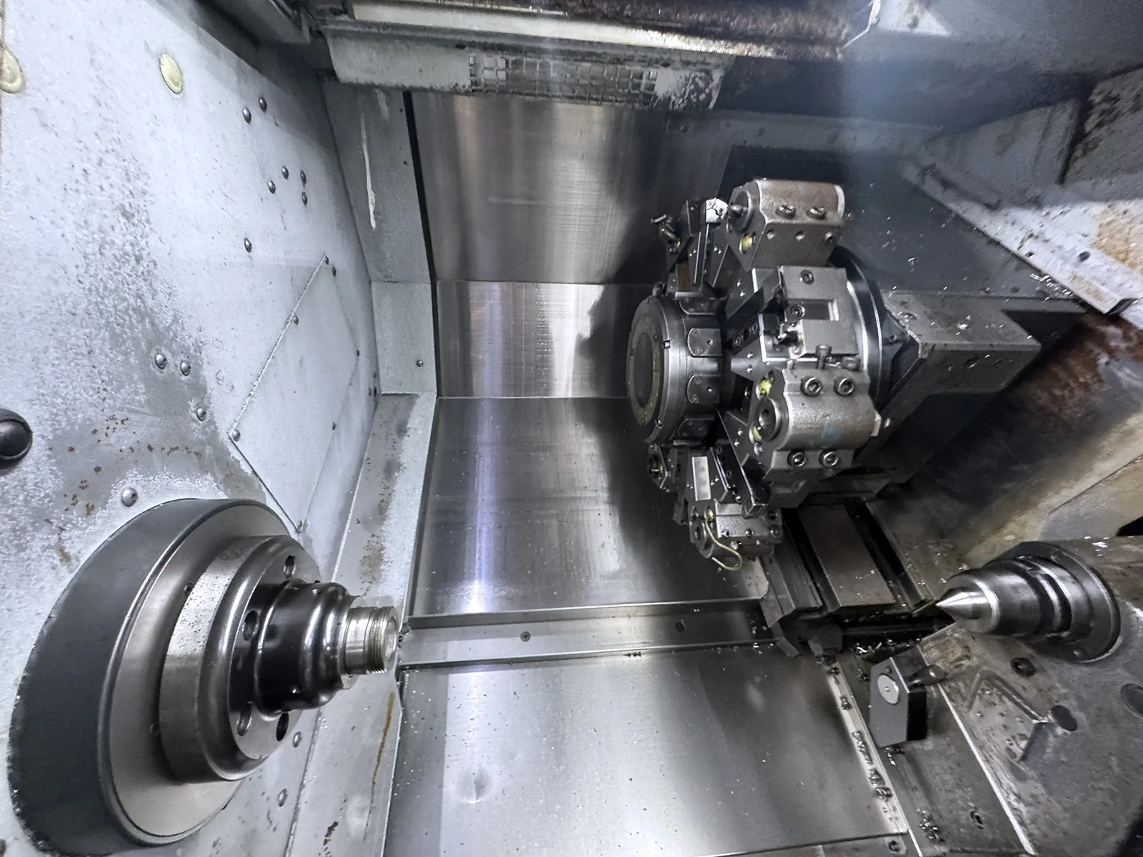 Mori Seiki #SL-204MC, CNC lathe, 26.8" swing, 15.3" dia., 19.5" centers, 8" chuck, 2" bar, 20 HP, 4500 RPM - Image 4
