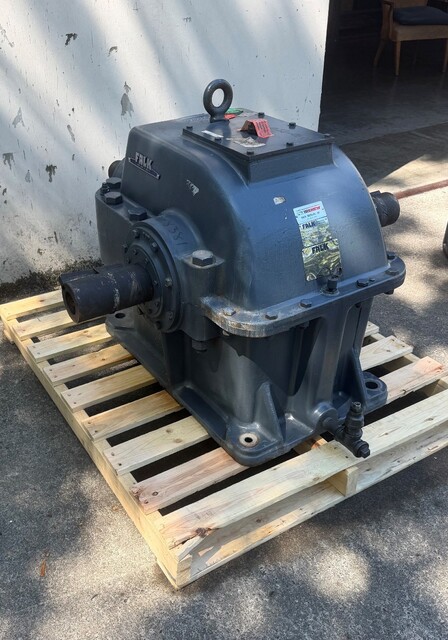 60 HP @ 450 RPM, Falk #2100GHB1-KS, gear reducer, 2.76 :1 ratio - Image 3