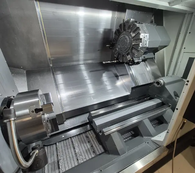 Haas #ST-45, CNC Lathe, 34.5" swing, 44" centers, 25.5" turning diameter, 18" chuck, 6.5" bar, 1400 RPM, 12 - Image 2