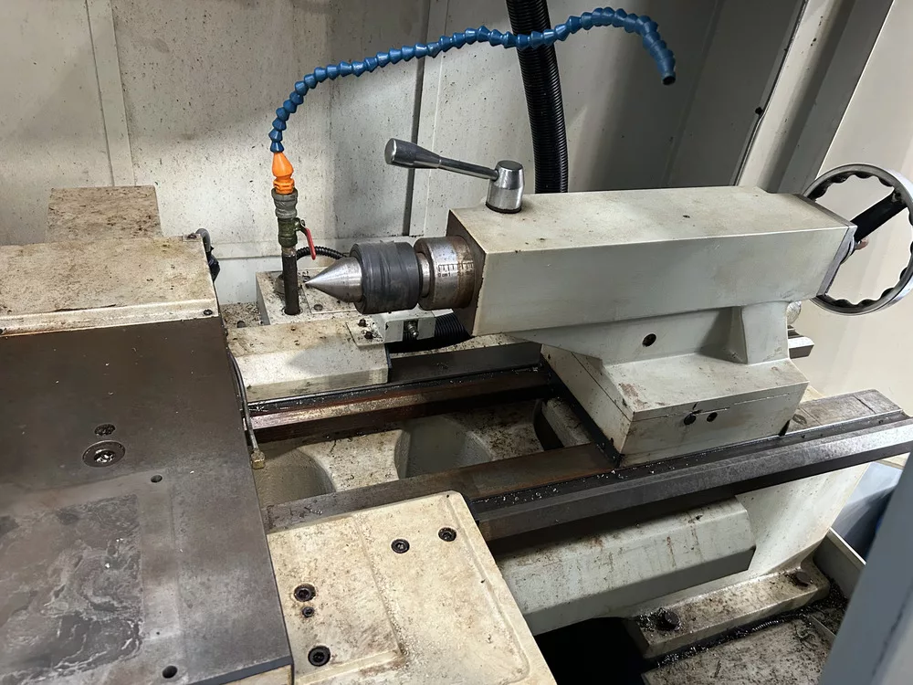 Kent #KLS1840N, CNC Lathe, 18" swing, 39.4" centers, 9.84" turning diameter, 10" chuck, 3" bar, 2000 RPM, 7.5 - Image 6