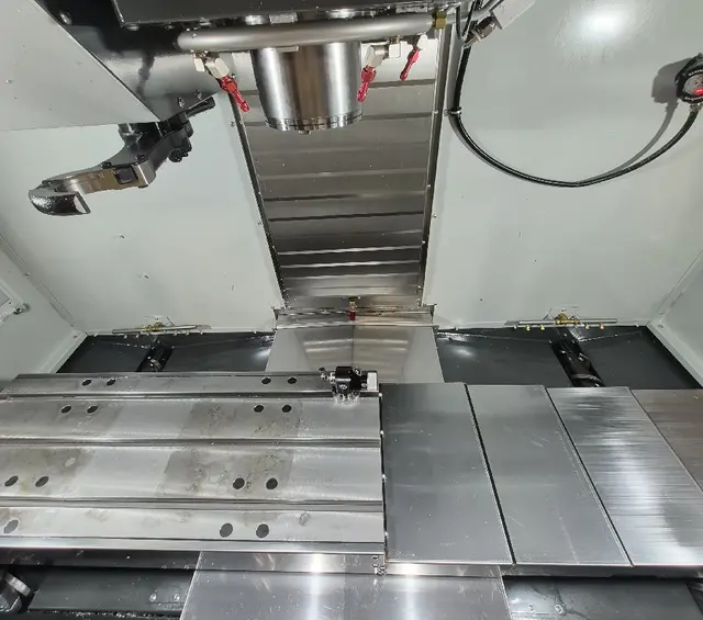 Haas #VF-2SS, CNC Vertical Machining Center, 30" X, 16" Y, 20" Z, 12,000 RPM, Cat 40, 30 automatic tool - Image 3