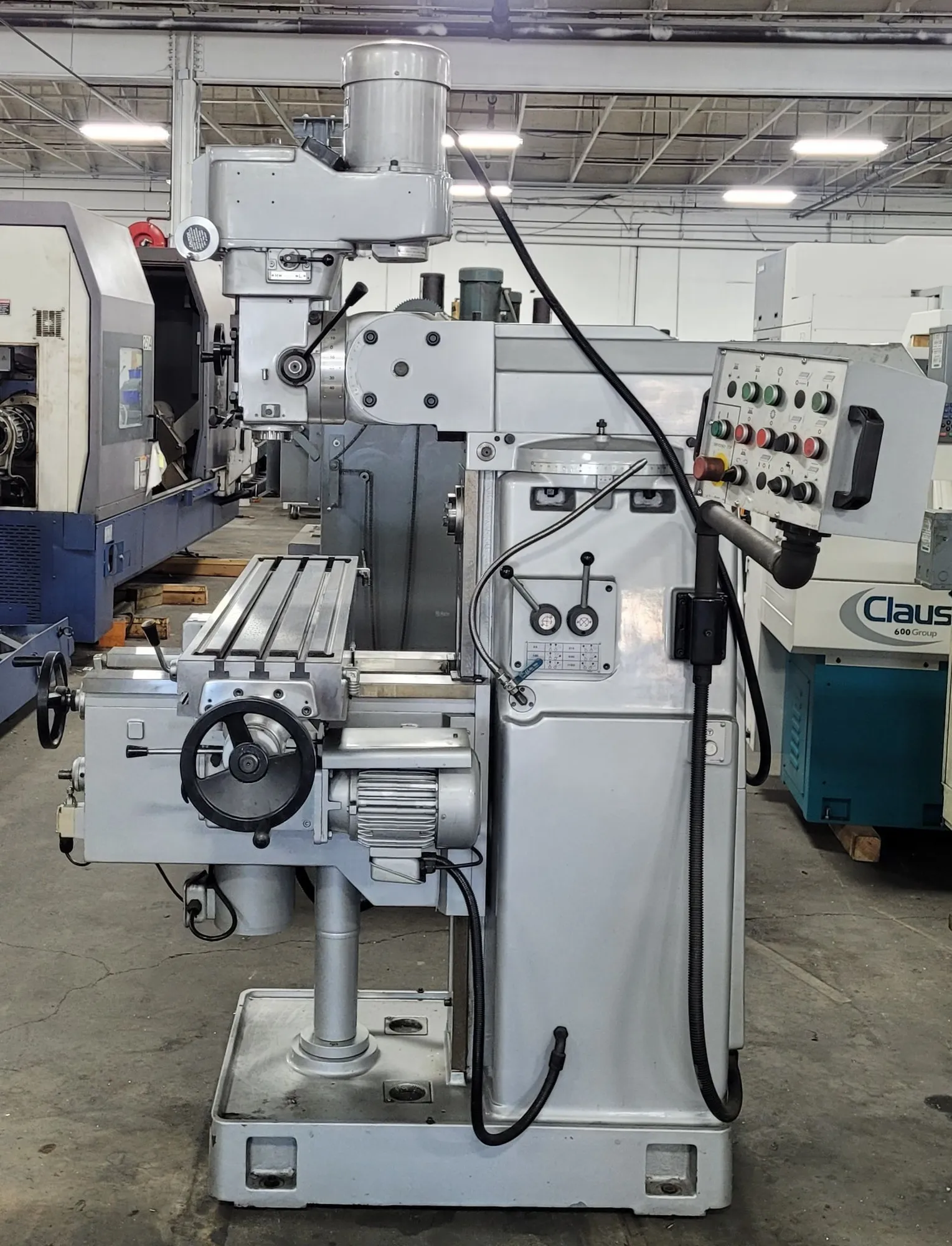 Sharp #VH-25, Vertical/Horizontal Combination Milling Machine, 10" x 56" table, NMTB-40, 5 HP, 60-4500 RPM - Image 4