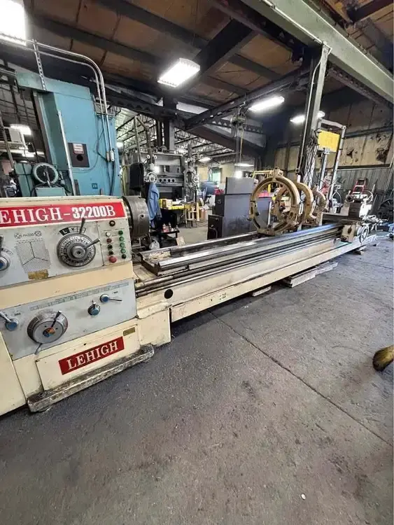 32"/44" x 200" Lehigh #32200B, Gap Bed Engine Lathe, 5" spindle bore, 6-800 RPM, 20 HP, 2008 - Image 1