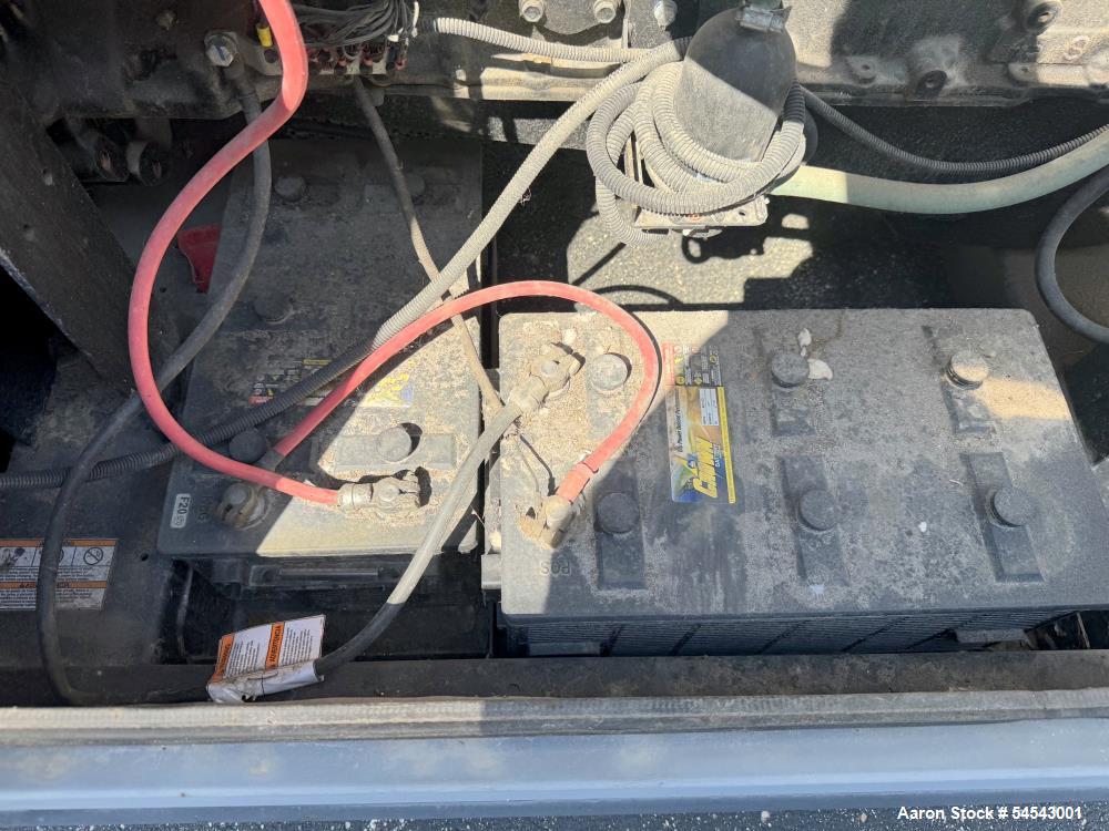 300 KW Generac #MG0300, Natural Gas Generator Set, OH0924 Engine, Weather Enclosure, 630 Amp Eaton Breaker - Image 7