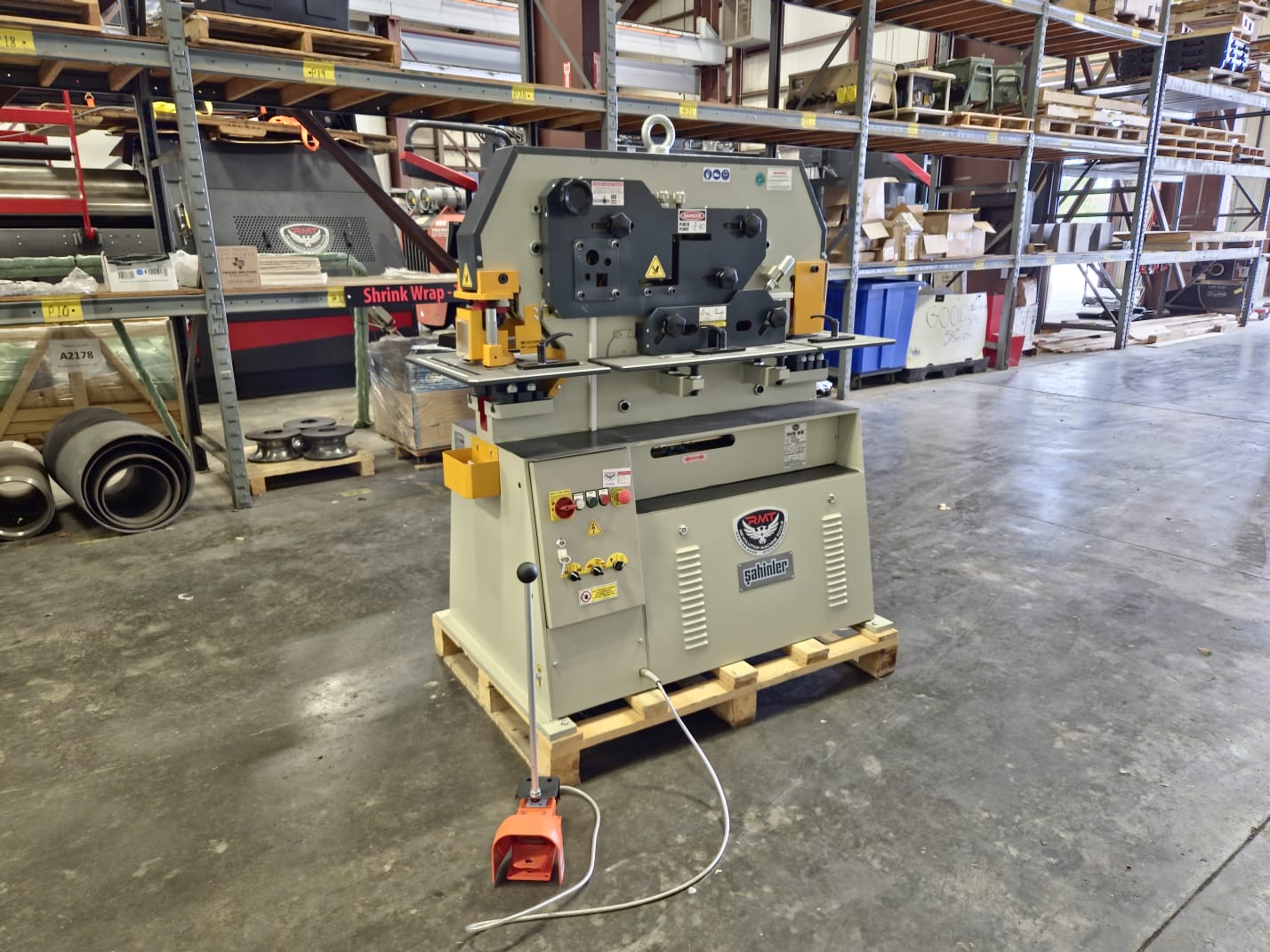 RMT Sahinler #IWS-60, Ironworker, 60 Ton, Electric Stroke Control, 5 station, new - Image 2