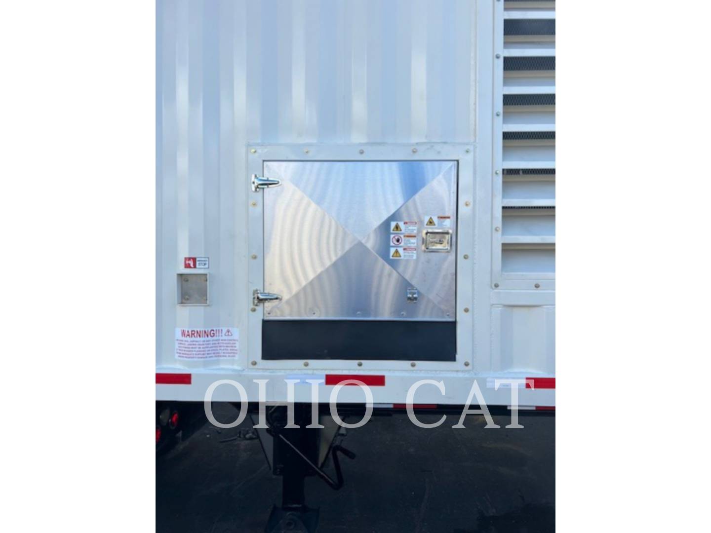 1250 KW Caterpillar XQ 1250, Mobile Generator Set, Diesel, 1800 RPM, 480V, 1786 hours, 1995 - Image 3