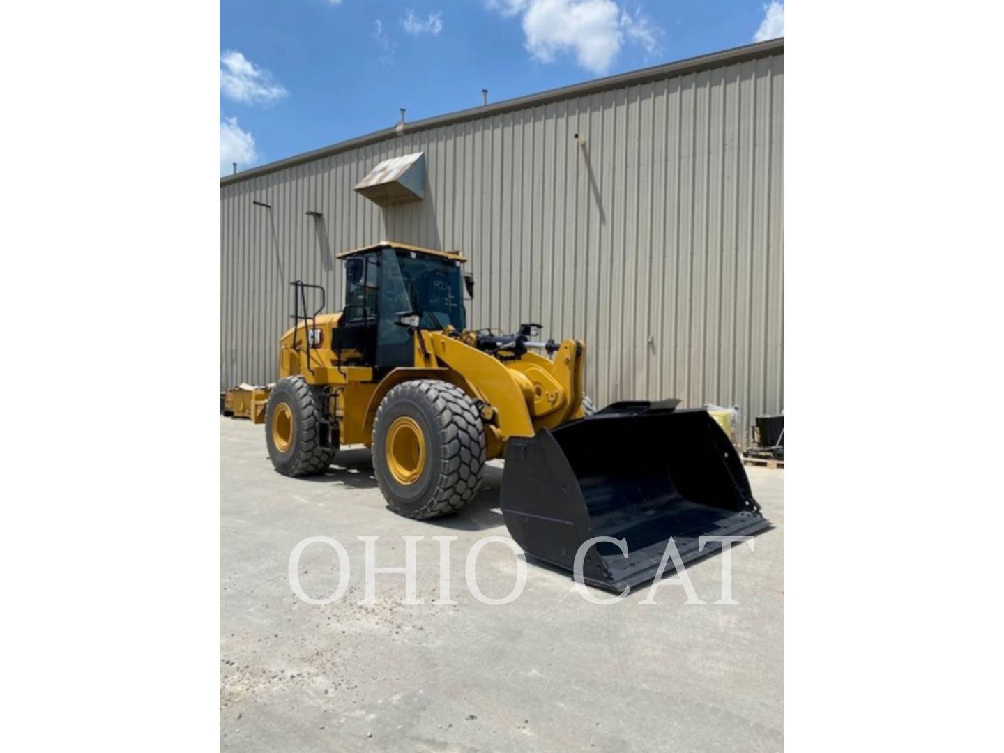 Cat 950GC, Wheel Loader, 910 hours, S/N: M5T07499, 2024 - Image 2