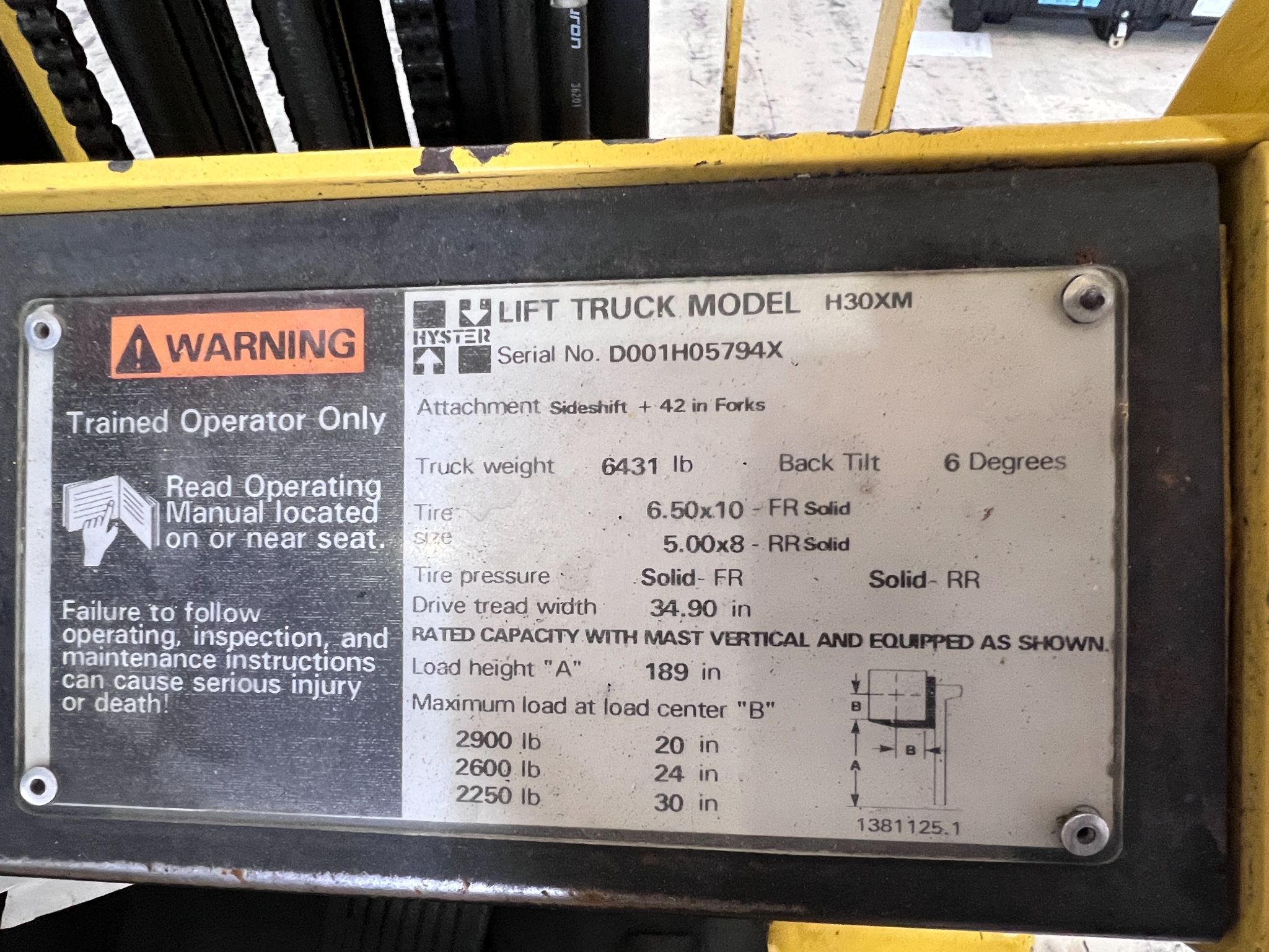 3000 lb. Hyster #H30XM, forklift, 20" load center, LP gas, 189" lift height, 42" forks, side shift, solid - Image 4