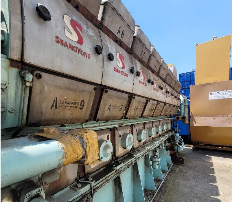 Man #18V28/32H, 3.6 MW, 6600 Volts, 60 Hz. HFO/Diesel Generator Set, 1999 (2 available) - Image 4