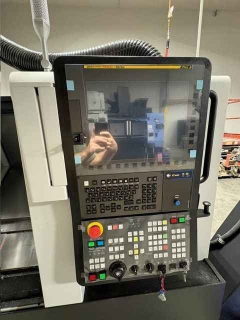 Daewoo Doosan #Lynx-2100, CNC lathe, 17" swing, 6-7/8" chuck, 2.6" bar, 13.78" diameter, 22" centers, 20 HP - Image 4