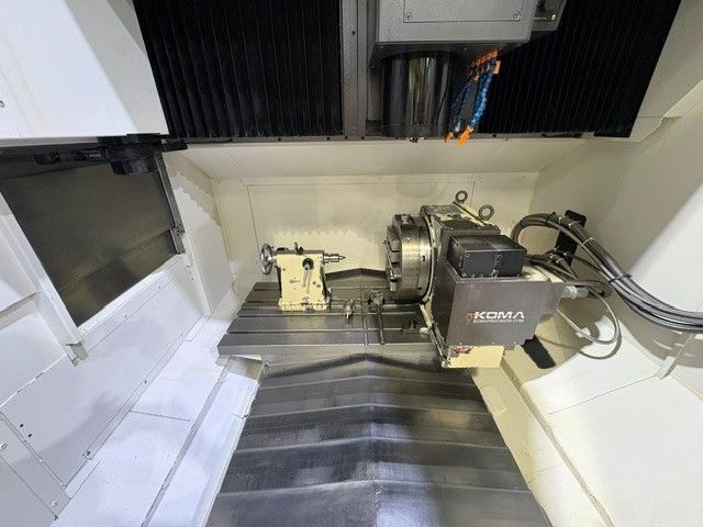 Okuma #Genos-M560-V, CNC vertical machining center, 32 automatic tool changer, 41.3" X, 22" Y, 18.1" Z, 15000 - Image 3