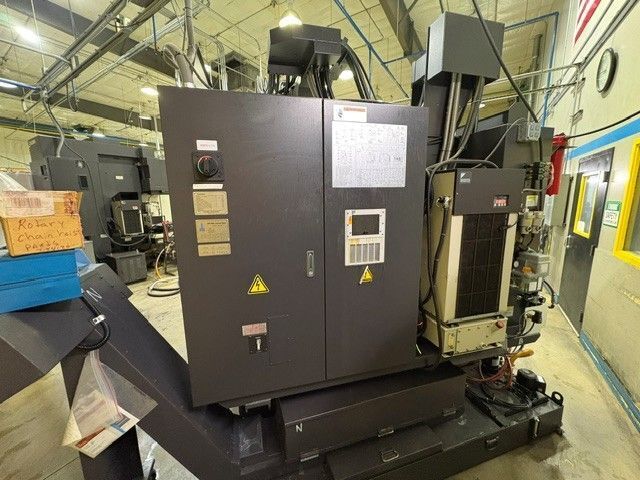 Okuma #Genos-M560-V, CNC vertical machining center, 32 automatic tool changer, 41.3" X, 22" Y, 18.1" Z, 15000 - Image 7
