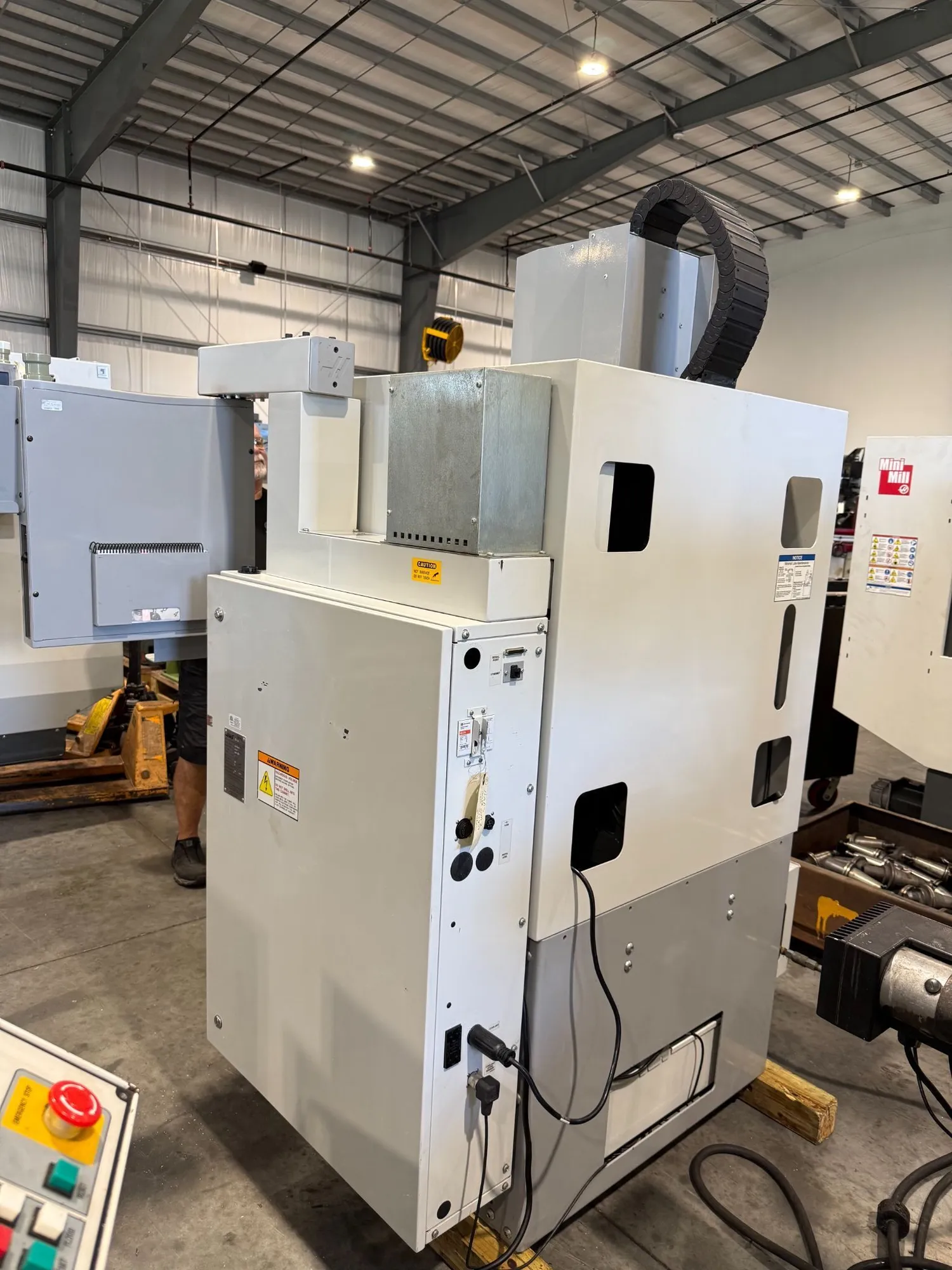 Haas #OM-2A, CNC vertical machining center, 20 automatic tool changer, 12" X, 10" Y, 12" Z, 30000 RPM, ISO - Image 8