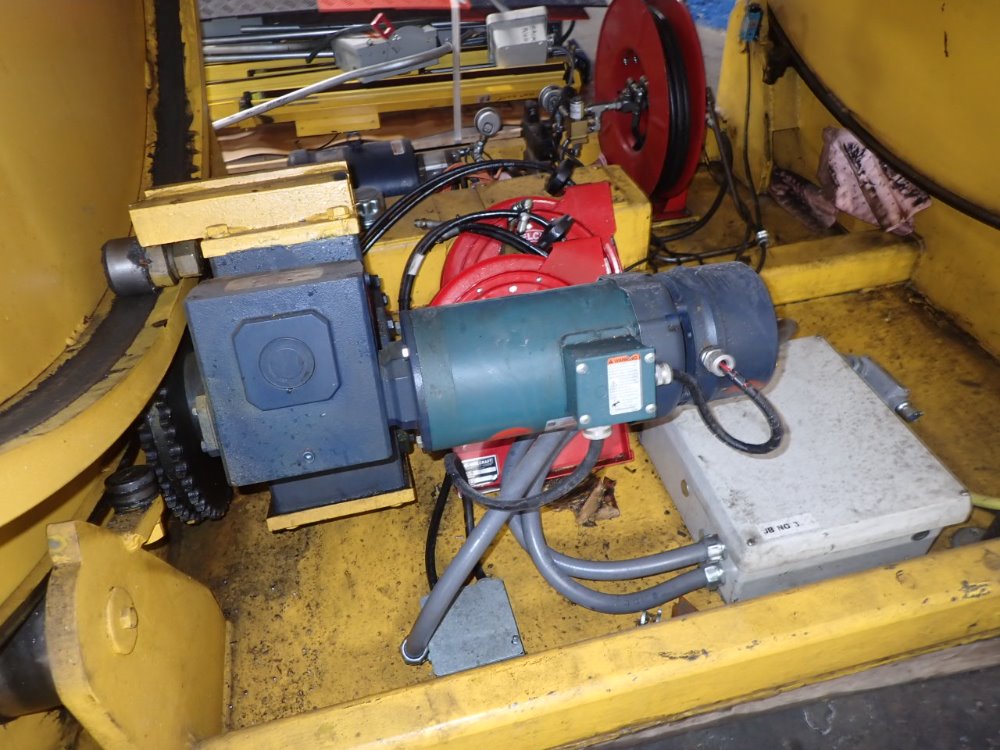 6,000 Lb. ATI, Upender / Die Turnover, 102.5" x71" deck, 102.5" x60" clamp plate, 17"-62" gap, 2 Hp, tooling - Image 2