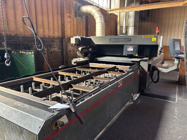 Cincinnati #CL-7A, CNC Laser Cutting System, 6000 watt, 5' x 10' table, Cincinnati CNC, 2005 - Image 2