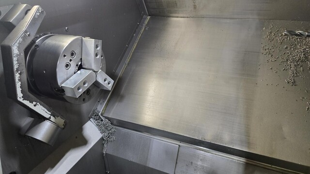 Haas #SL-30T, CNC Lathe, 11.3" X, 34" Z, 30" swing, 32" machining length, 17" turning diameter, 10" chuck, 3" - Image 3