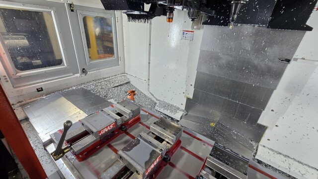Smart Machine Tool #SV-4, CNC Vertical Machining Center, 51.1" X, 25.5" Y, 23.6" Z, 57.09" x 25.59" table, 25 - Image 2
