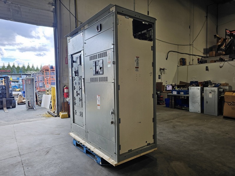 1600 Amp. General Electric, Spectra Series Switchboard, Power Break II 1200 amp main breaker, 208Y/120 Volts - Image 3