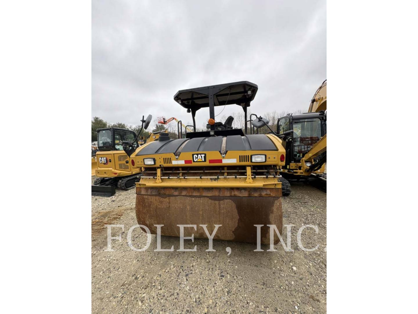 Caterpillar CB64B, 2510 hours, S/N: C5600263, 2017 - Image 4