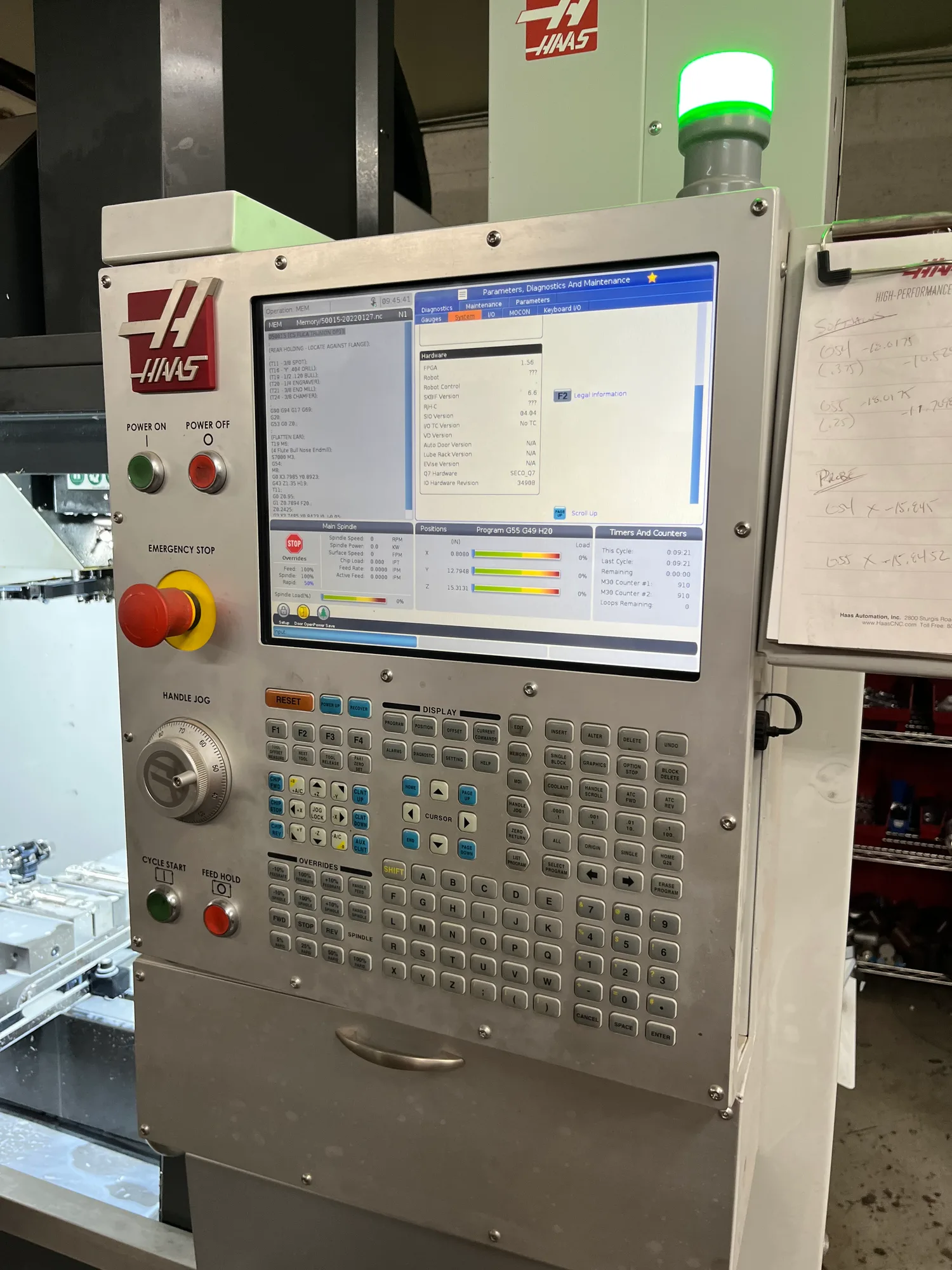 Haas #VF-2, CNC Vertical Machining Center, 30" X, 16" Y, 20" Z, 8100 RPM, 30 automatic tool changer, CAT 40 - Image 3