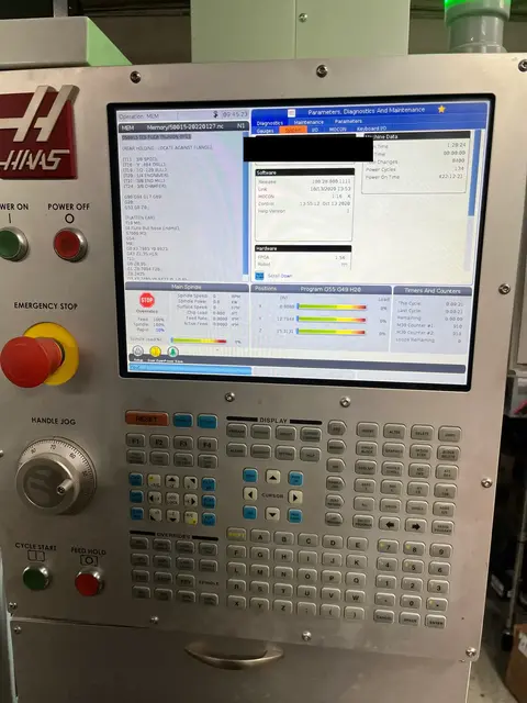 Haas #VF-2, CNC Vertical Machining Center, 30" X, 16" Y, 20" Z, 8100 RPM, 30 automatic tool changer, CAT 40 - Image 5