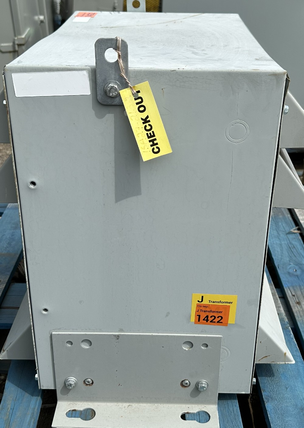 27 KVA 600 Delta Primary, 347Y/600 Secondary, Bemag, drive transformer, isolation, 3 Phase, 60 Hz. - Image 2