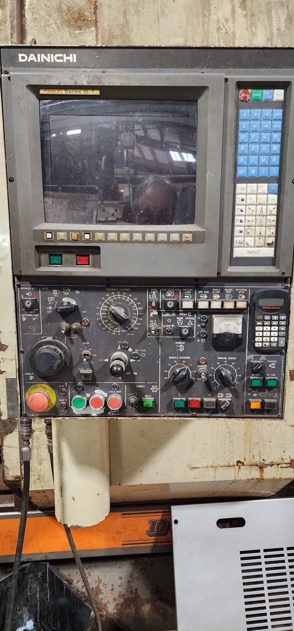 Dainichi #F50, 7" spindle bore, Fanuc 15-T, 80" centers, chip conveyor, live center, 3-jaw 15" chuck, 50 HP - Image 2