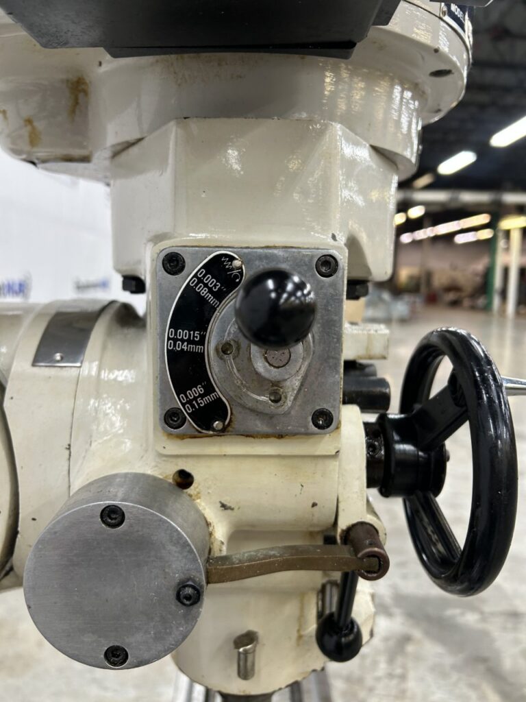 Birmingham #BPS-1642, vertical milling machine, 9" x42" table, 16" knee travel, R8 spindle, 90-5600 RPM, 3 - Image 8