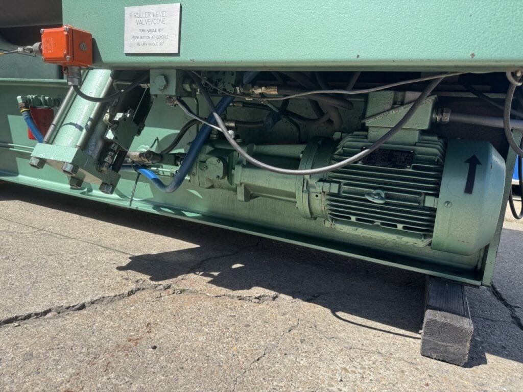 4' x 1/2" J M Montgomery #4850-H, 3-roll initial pinch hydraulic plate bending roll, hydraulic drop end, 10 - Image 6