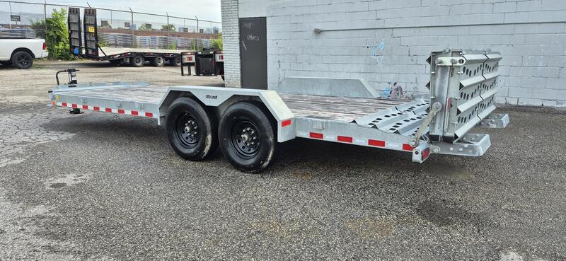 Brandt #UBE720, 7' x 20' galvanized equipment trailer, 14,000 lb., 11,550 lb. payload, tandem axle, 56" - Image 7