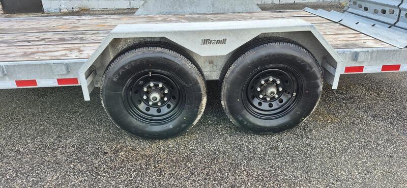 Brandt #UBE720, 7' x 20' galvanized equipment trailer, 14,000 lb., 11,550 lb. payload, tandem axle, 56" - Image 8