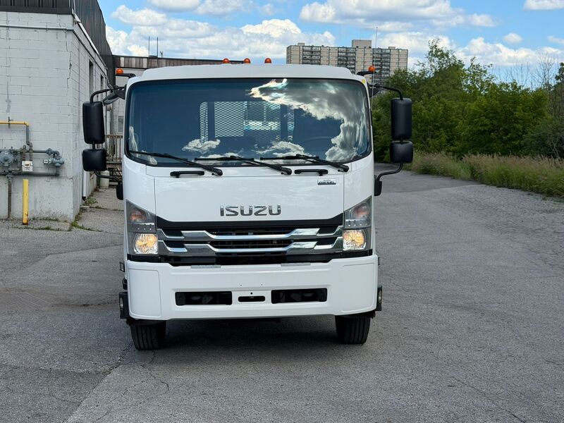 Isuzu #FTR, flatbed truck, 2017 - Image 3
