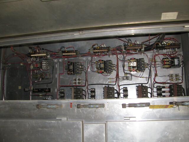 Westinghouse, low voltage motor control, (4) size 6, (2) size 3, (10) size 1 - Image 2