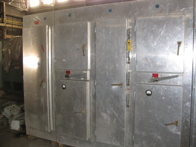 Westinghouse, low voltage motor control, (4) size 6, (2) size 3, (10) size 1 - Image 4