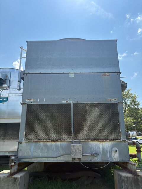 329 Ton, Evapco #AT-29-318, Two-Cell Cooling Tower, 81900 CFM, 15 HP fans, 2001 - Image 4