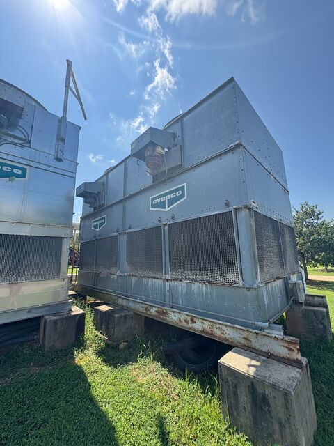 329 Ton, Evapco #AT-29-318, Two-Cell Cooling Tower, 81900 CFM, 15 HP fans, 2001 - Image 5