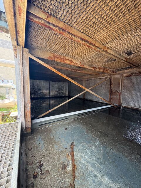 329 Ton, Evapco #AT-29-318, Two-Cell Cooling Tower, 81900 CFM, 15 HP fans, 2001 - Image 7