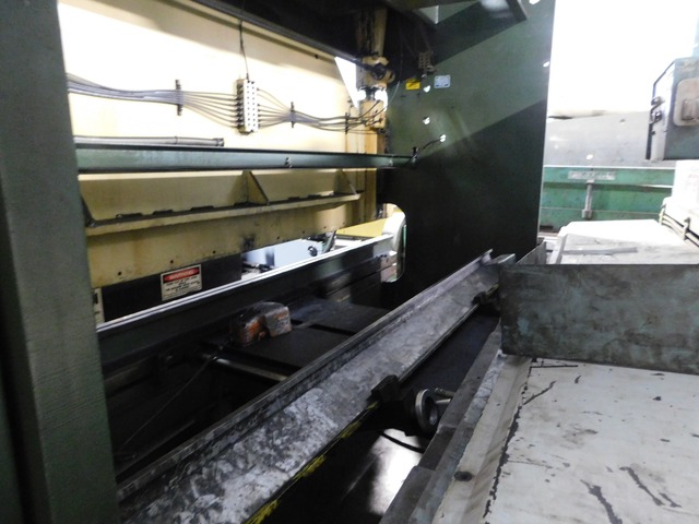 100 Ton, Diacro #Hydra-Power-100-10, CNC Hydraulic Press Brake, 10' overall, Hurco 6 CNC Backgauge - Image 3