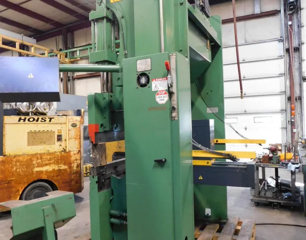 60 Ton, Cincinnati #60CBIIX4, CNC Hydraulic Press Brake, 6' overall, 54" between housing, 11" Stroke, 7.5 HP - Image 7