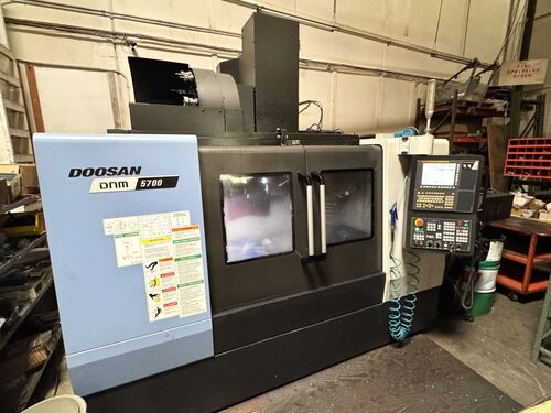 Daewoo Doosan #DNM-5700, vertical machining center, w/ 8" rotary table, 41" X, 22" Y, 20" Z, 12000 RPM, CT40 - Image 6