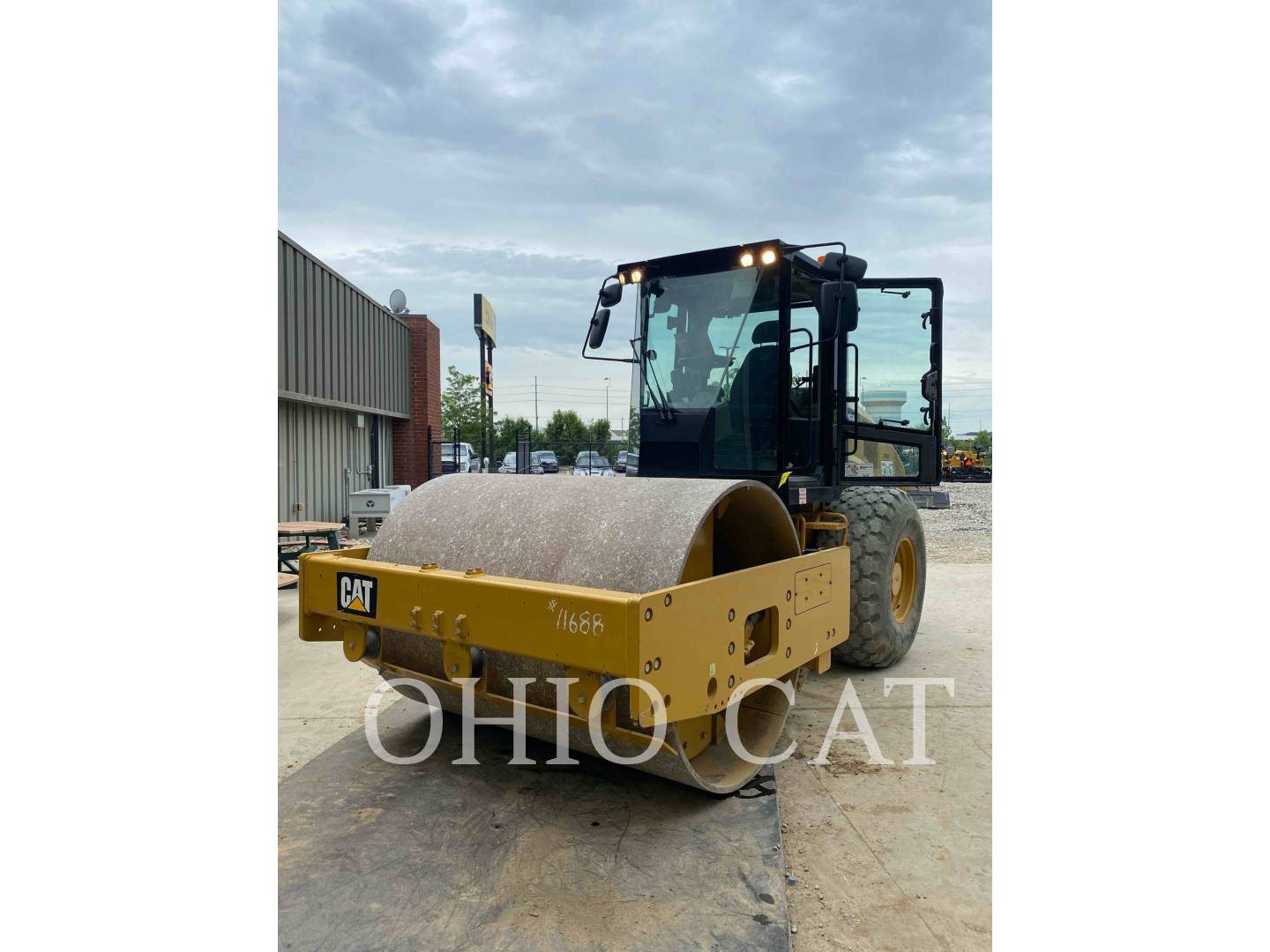 Caterpillar CS56B, Combination Roller, 3232 hours, S/N: S5601462, 2020 - Image 1