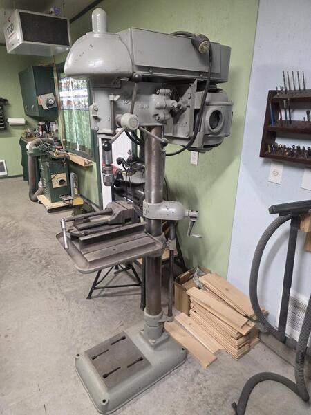 18" Buffalo Forge #18, floor model drill press, 1" drilling capacity, 14" x14" tbl., 5" stroke, #3MT, 1.5 HP - Image 2
